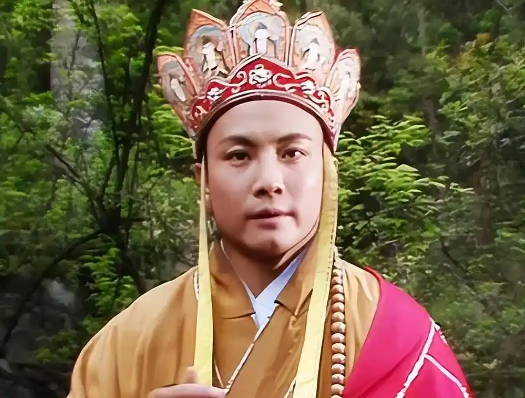 结果,汪粤在拍戏的时候,经常与他的老师联系,告诉他拍戏会影响学业,演