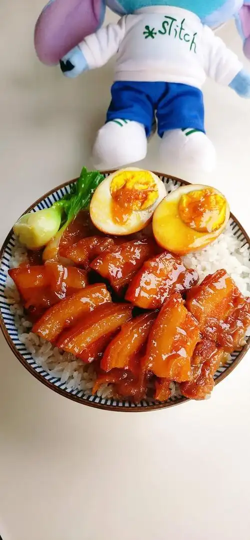 类似卤肉饭口感的五花肉盖饭