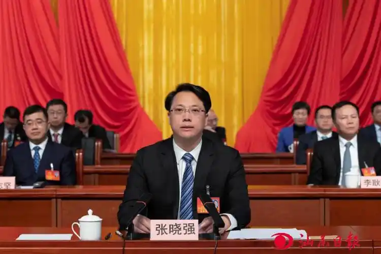 张晓强当选市人大常委会主任 逯峰当选市人民政府市长 – 陆丰人大网