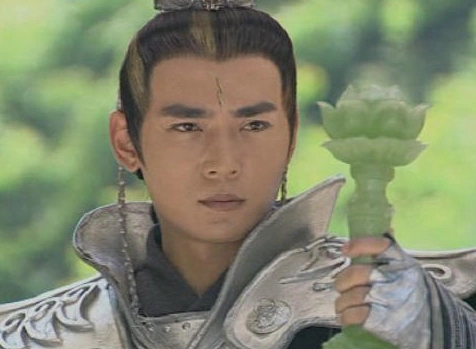 宝莲灯中感觉二郎神的戏份比沉香还重要,所以不知道谁会出演二郎神