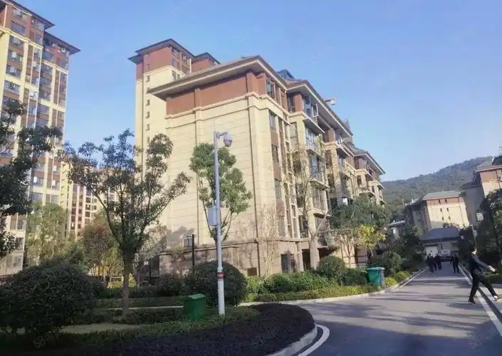 襄城碧桂园御玺叠墅下叠送前后花园送车位满二税低