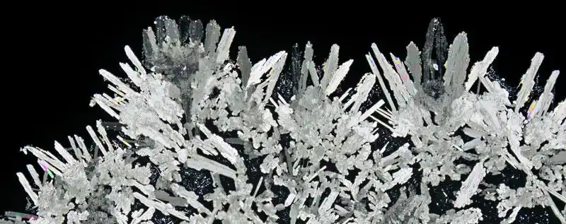 硝酸钾溶于水吸热还是放热