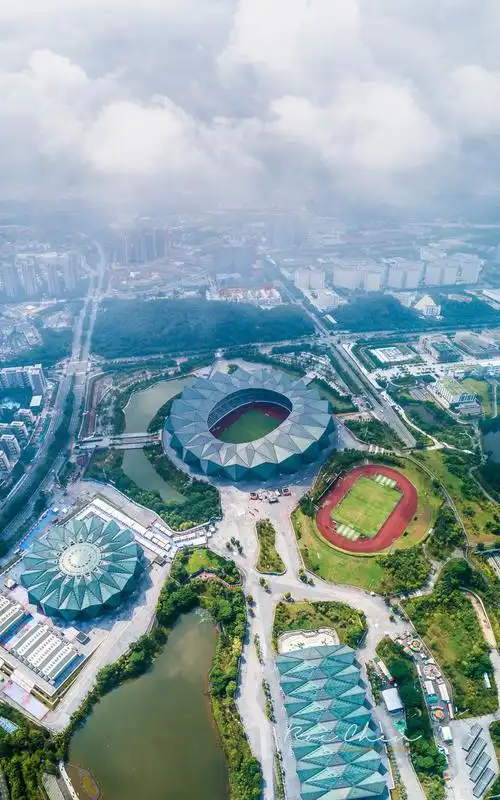 深圳大运中心体育馆rocchen关注