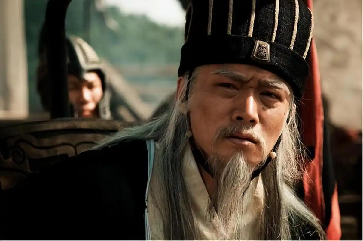 真实的诸葛亮到底是什么样的人呢,为什么诸葛亮被认为一无是处