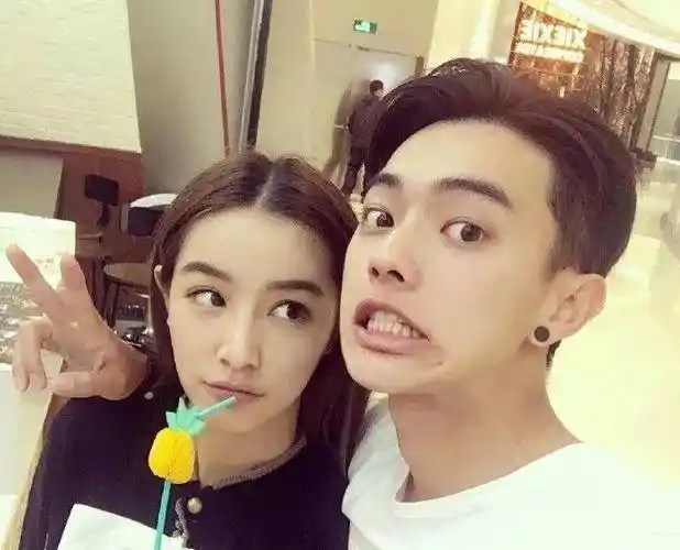 而许凯之后还与白鹿传出过绯闻,最尴尬的是,前女友张楠还和白鹿,许凯