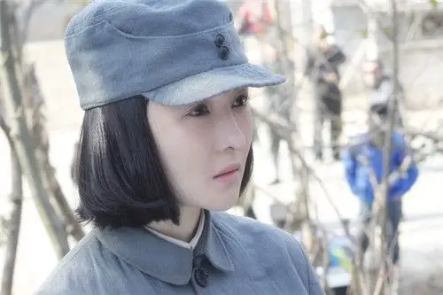 郑亦桐大金脉出演女八路搭档邵兵