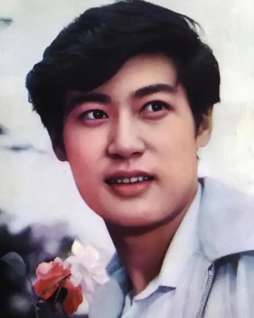 八十年代当红男影星:周里京,唐国强,马晓伟,郭凯敏,迟志强