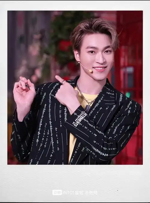 赞回应妮子ayu2021-07-06 12:35:07尤蒂卡slp这套也好好看啊赞 (1)