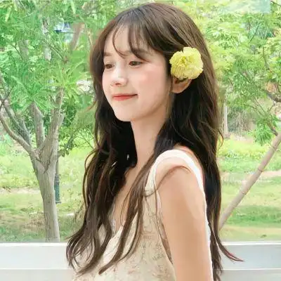 温暖阳光的笑容灿烂治愈系女头_女生头像_美头网