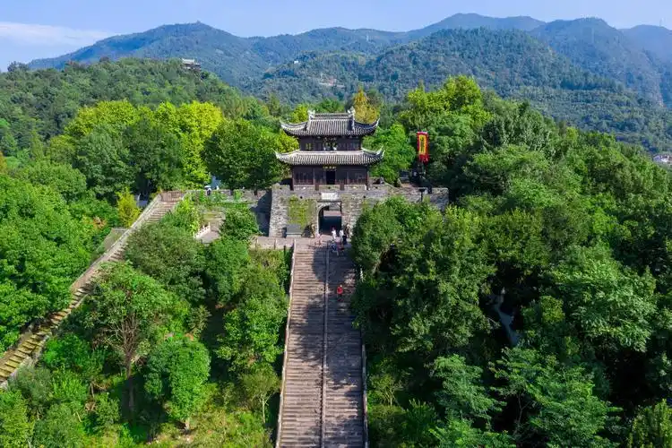 2023宝藏小城台州临海,千年历史底蕴,风景美如画,台州旅游攻略-游侠客