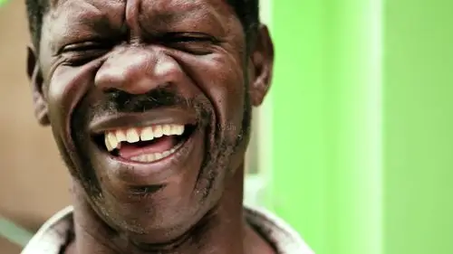 黑人黑人微笑国际友人