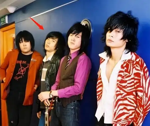 热依扎老公范博个人资料,热依扎硬核豌豆事件