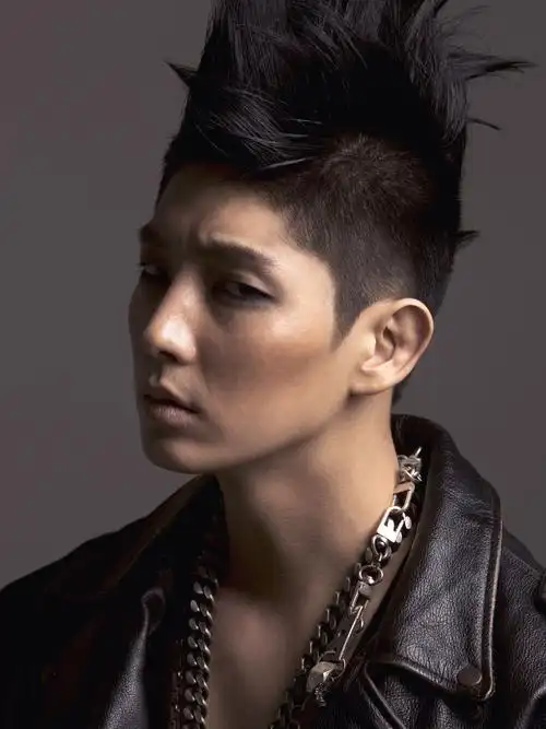 p>李准基 i>(         ,lee joon gi /i>),1982年4月17日出生于韩国