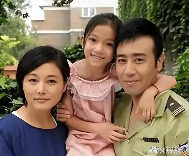 于和伟的老婆原来是她还未结婚就尽孝24年来仍然低调恩爱