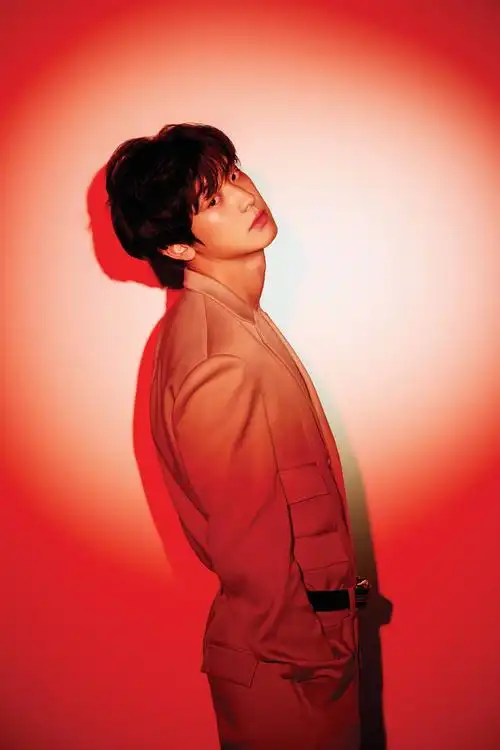 [exo][新闻]181207 巅峰级帅气!灿白《love shot》预告照公开