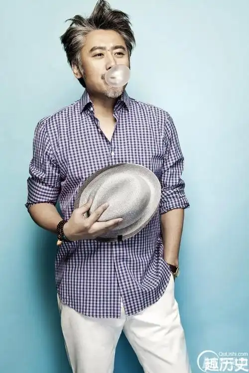 吴秀波萌系写真大叔玩转雅痞风66