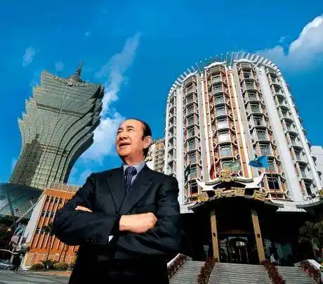 赌王何鸿燊简介(赌王何鸿燊的传奇人生)_环球信息网