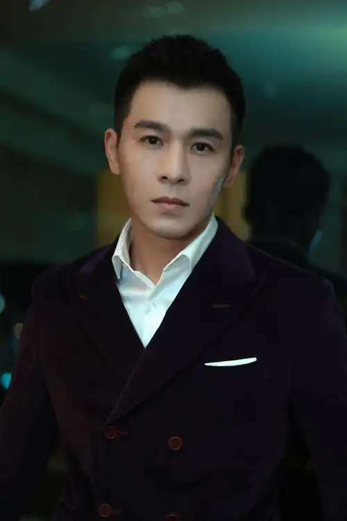 乔振宇英俊帅气写真图片88