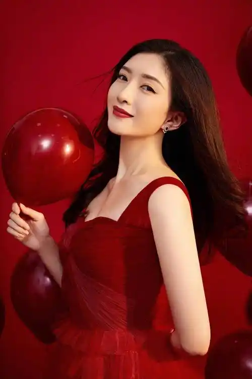 8位著名的上海籍中年女演员:美丽背后,各有各的酸甜苦辣