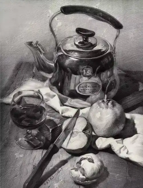 素描静物范画练习欣赏,15幅竖构图优秀美术作品