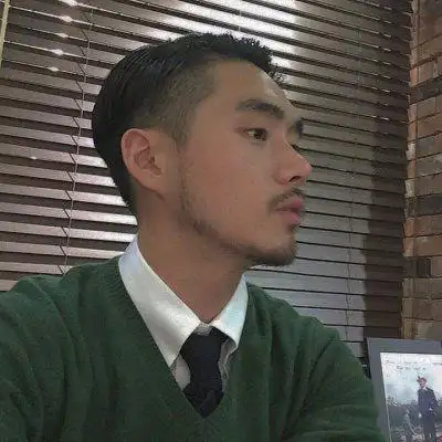 男生头像成熟稳重真实