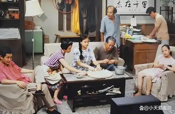《我爱我家》:中国情景喜剧里程碑,温馨幽默映照生活百态