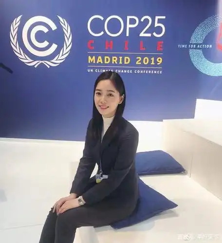 百万年薪"反push青年"王有晴,腹有诗书气自华