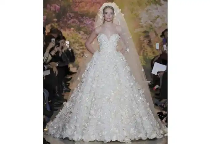 世界十大最贵的婚纱钻石婚纱位列第一价值1200万美元