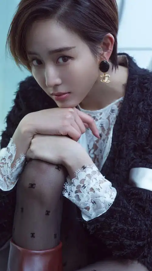 杨洋帅气写真手机壁纸