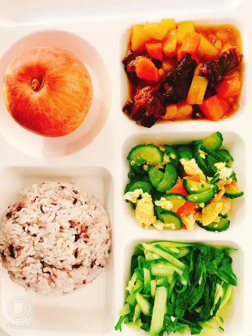 杂粮米饭营养套餐