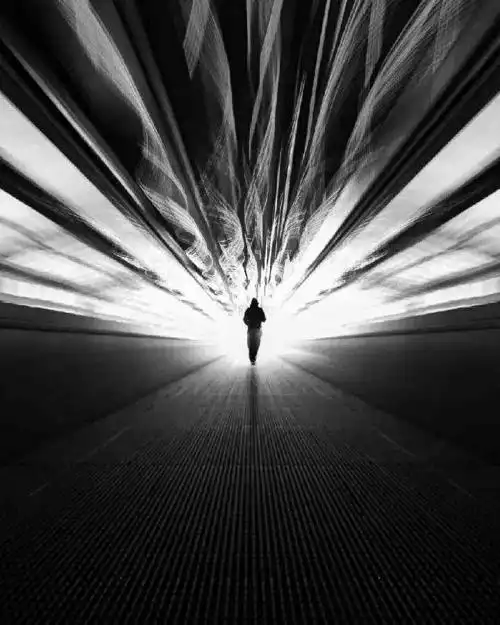 专注于情感捕捉的黑白摄影师 jason m.peterson