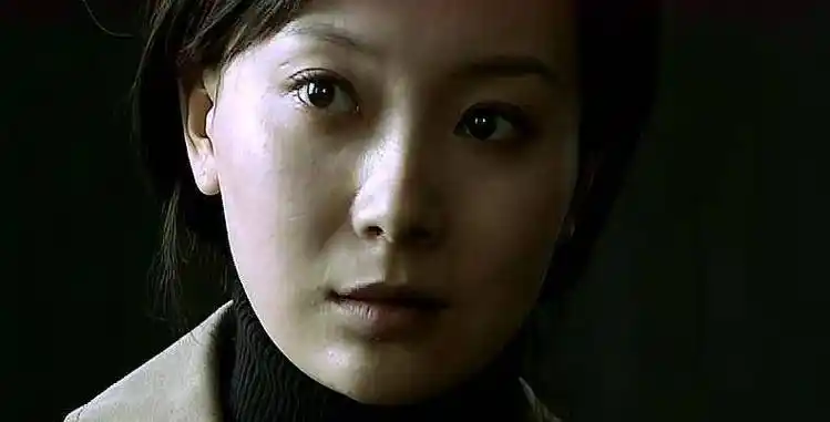 演员兼职导演柳云龙,以其高逼格,处之坦然的气势在特工间谍剧中脱颖而