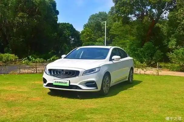 吉利博瑞ge新能源中配试驾(混动b级车新标杆)(5)