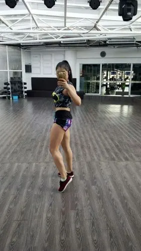 小腿肌肉发达的女生如何塑型?