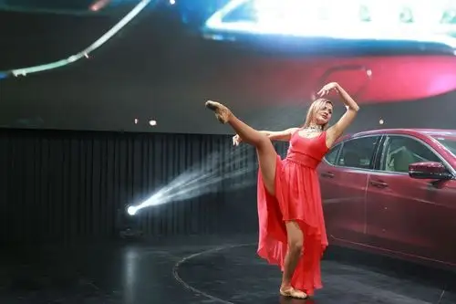 车展车模舞蹈表演