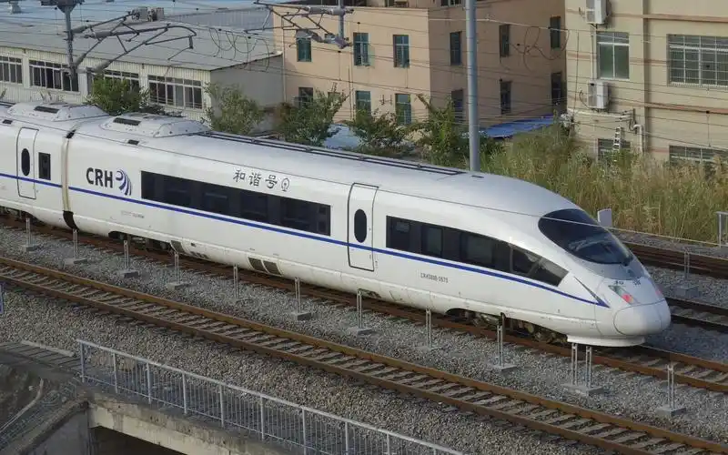 深茂铁路七一调图后crh380b回归