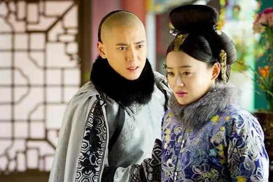 美人无泪韩栋袁姗姗荧屏情侣档受热议