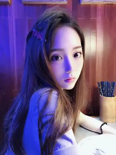 坚强盛开的曼珠沙华永远奔跑的姜允儿