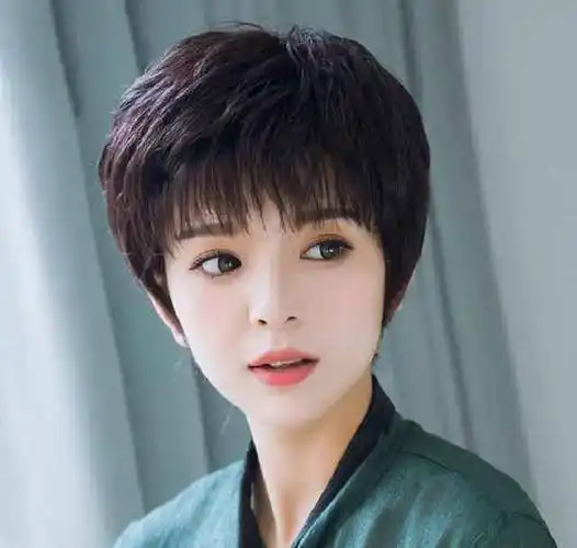 岁女人要避开这几款发型,第一款显脸大,最后一款土气又显老_影响_短发