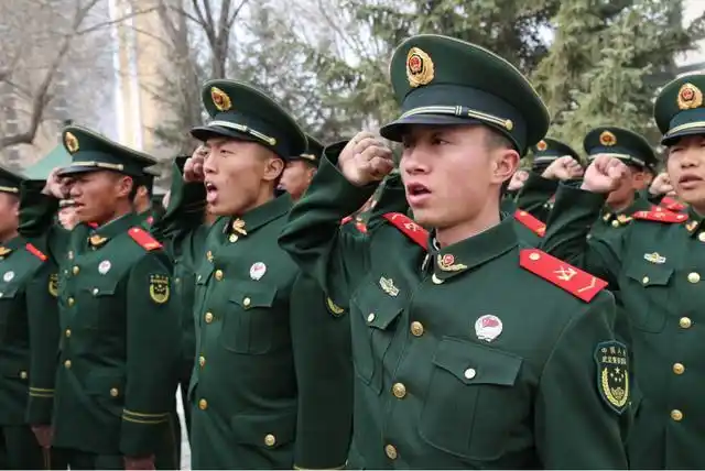 解放军和武警到底有什么区别呢