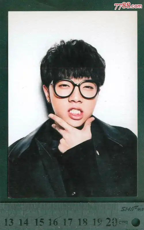 歌手,华晨宇_明星照片/写真_图片收藏_回收价格_7788老照片