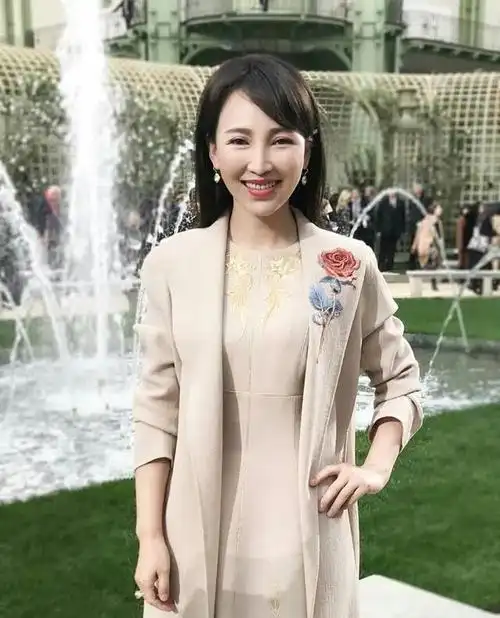 岳丽娜绝美照片