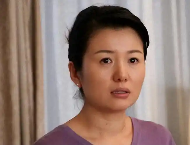 回顾赵君与郑卫莉离婚20年前妻嫁给杜淳父亲而他59岁仍然单身