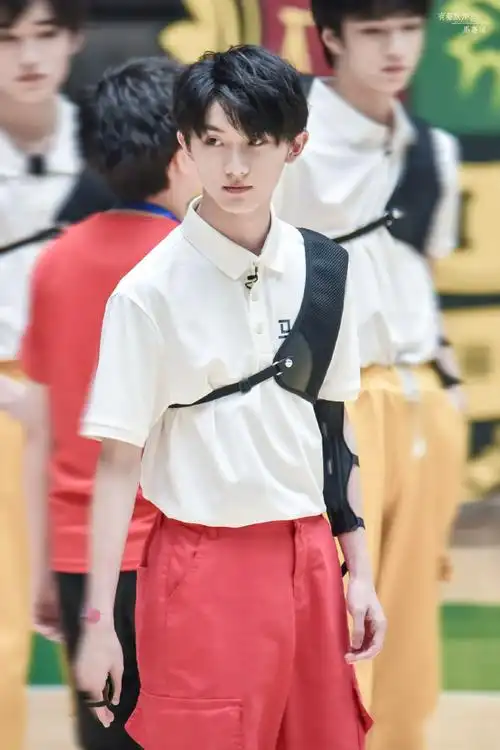 马嘉祺全员加速中