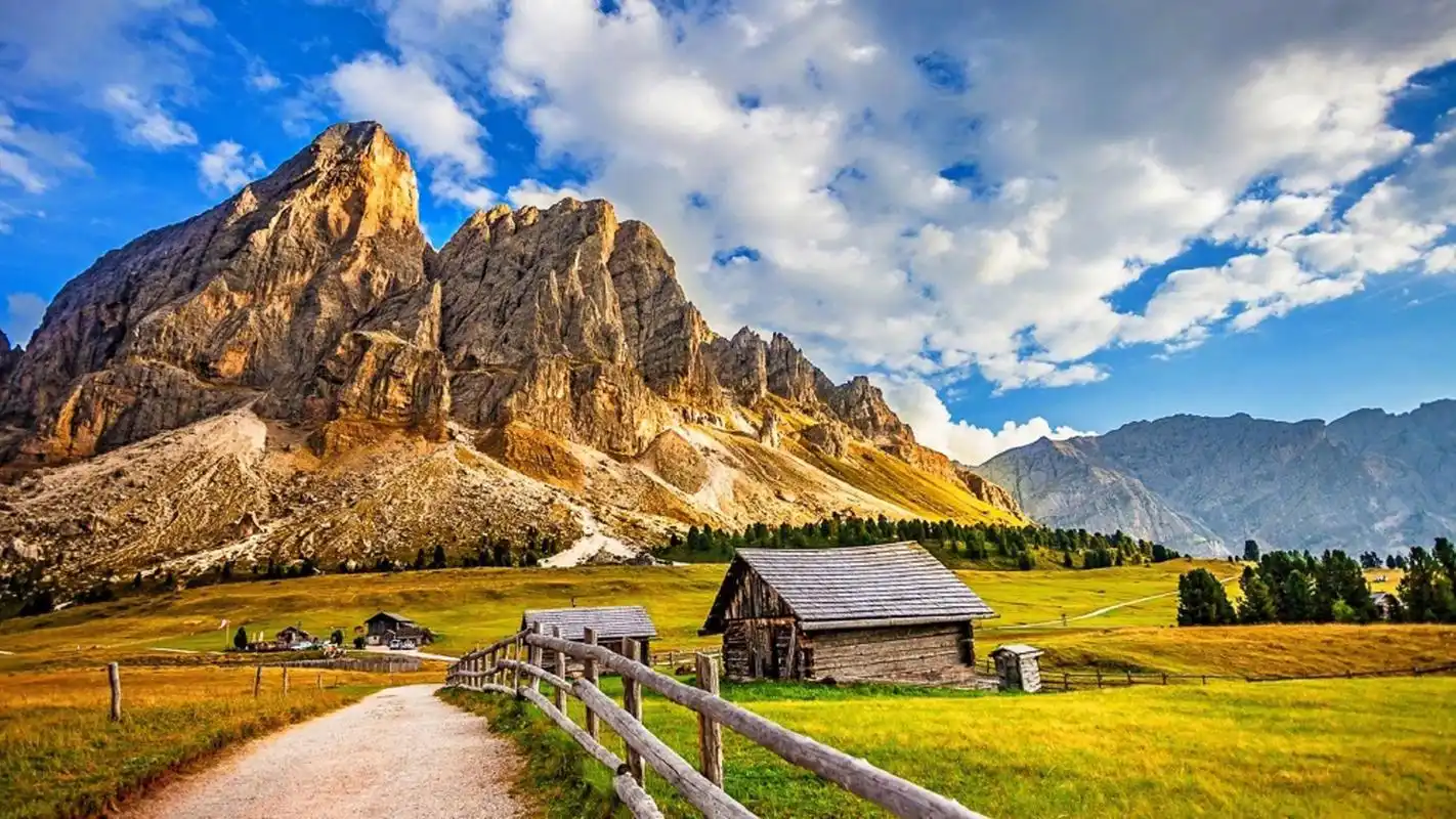 秀丽山河美景图片高清电脑壁纸 _ 图片网