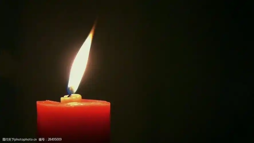 燃烧 跳跃 红蜡烛 实拍 视频 素材 小火苗 光明