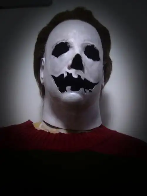 改了个南瓜灯版迈克尔面具