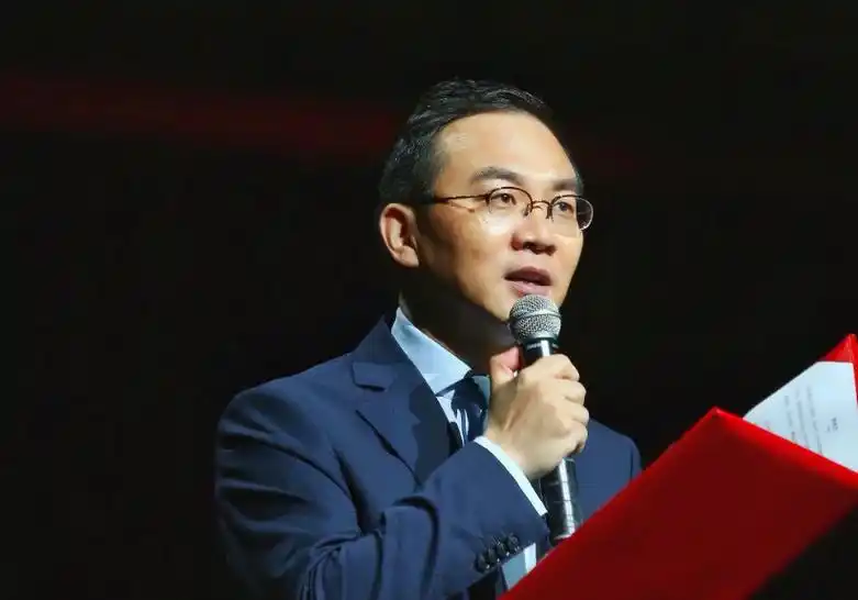 从红极一时到入狱退出,陪妻抗癌央视主持郎永淳,幸福路上有泪水