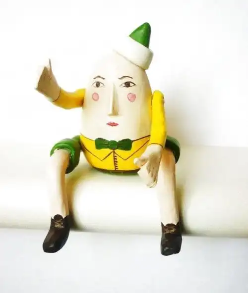 看到这个无法忽视啊~是手工粘土模型~手臂和脚能动的说~~ a class=