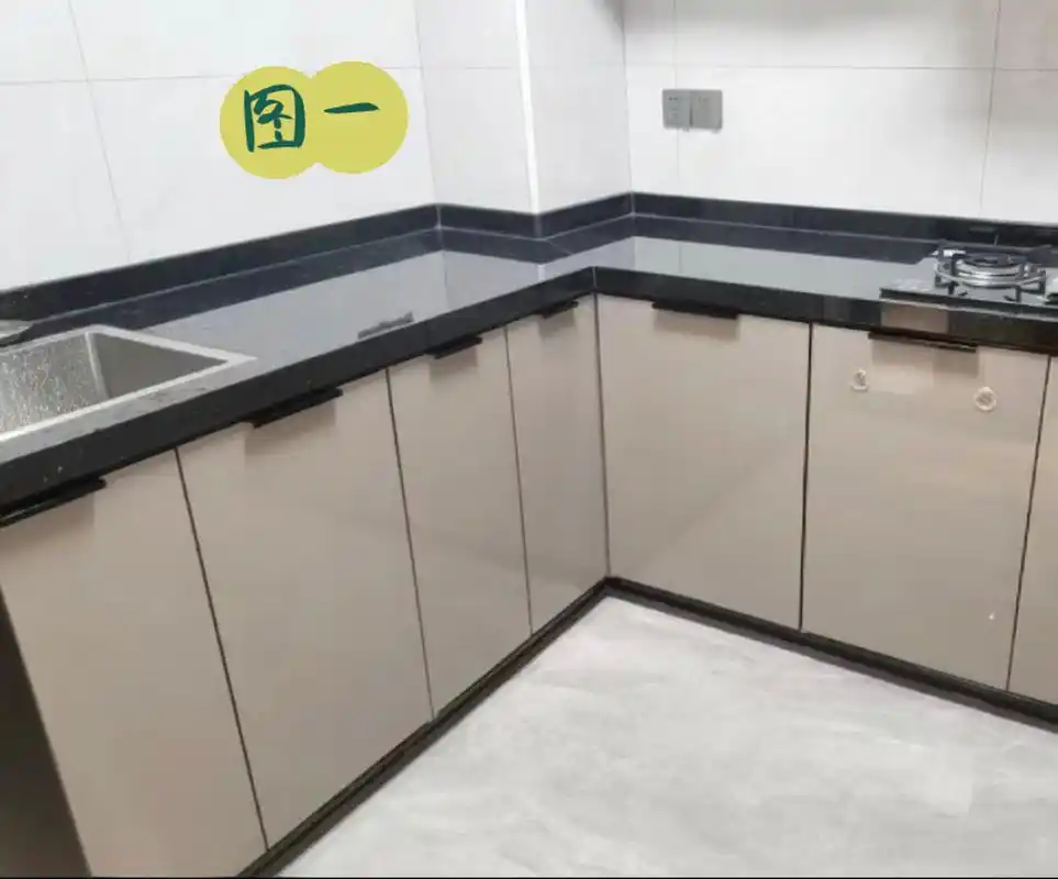 黑金沙灶台选什么颜色柜门0269♀15	厨房灶台选用了黑金沙台面